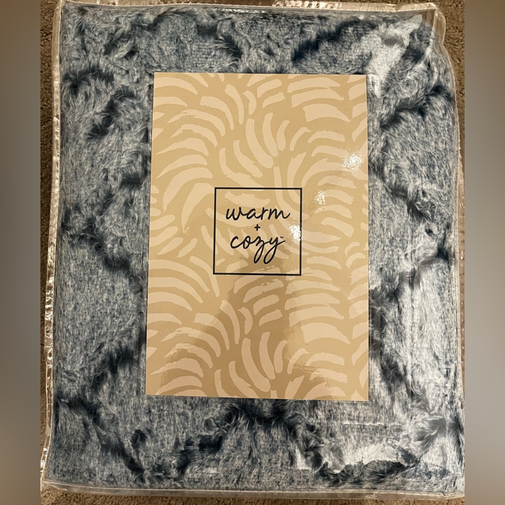 Warm and Cozy heated throw blanket